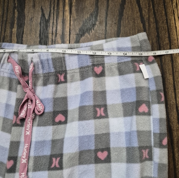 Hurley Plaid Pajama Set - Picture 13 of 13